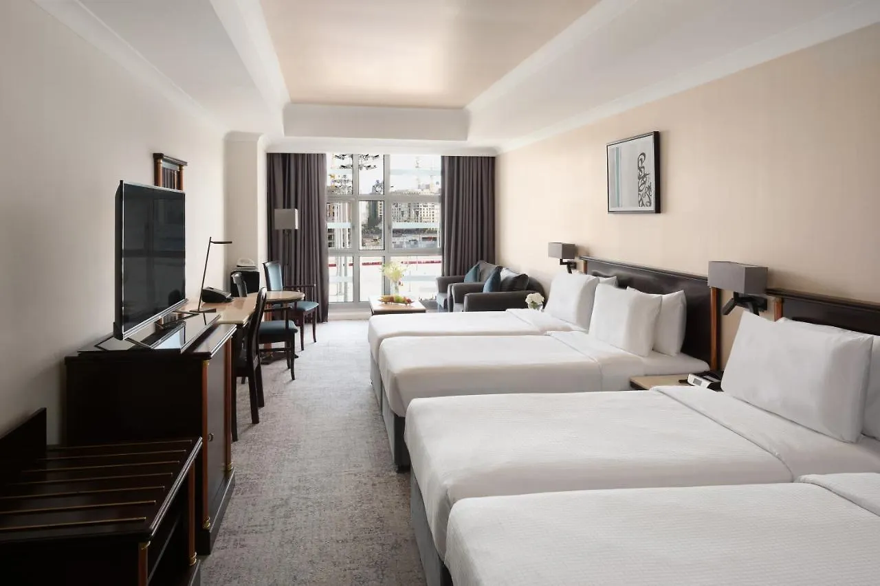 Anwar Al Madinah Moevenpick Hotel Medina 5*,