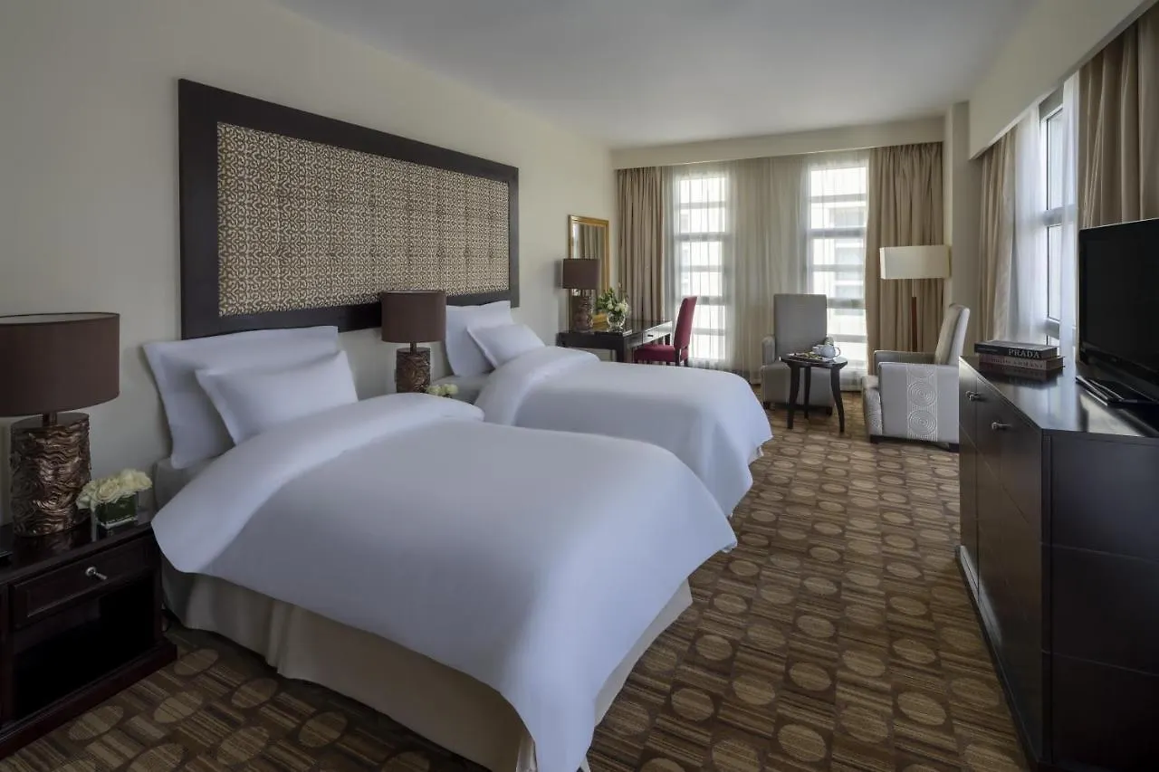 Anwar Al Madinah Moevenpick Hotel Medina 5*,
