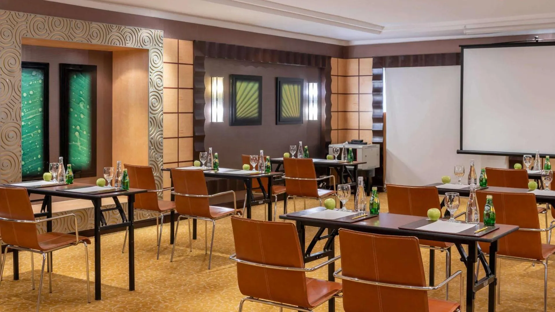 Anwar Al Madinah Moevenpick Hotel Medina 5*,  Saudi Arabia